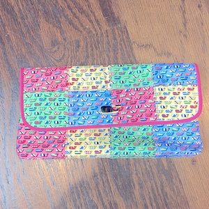 Vineyard Vines Kentucky Derby clutch